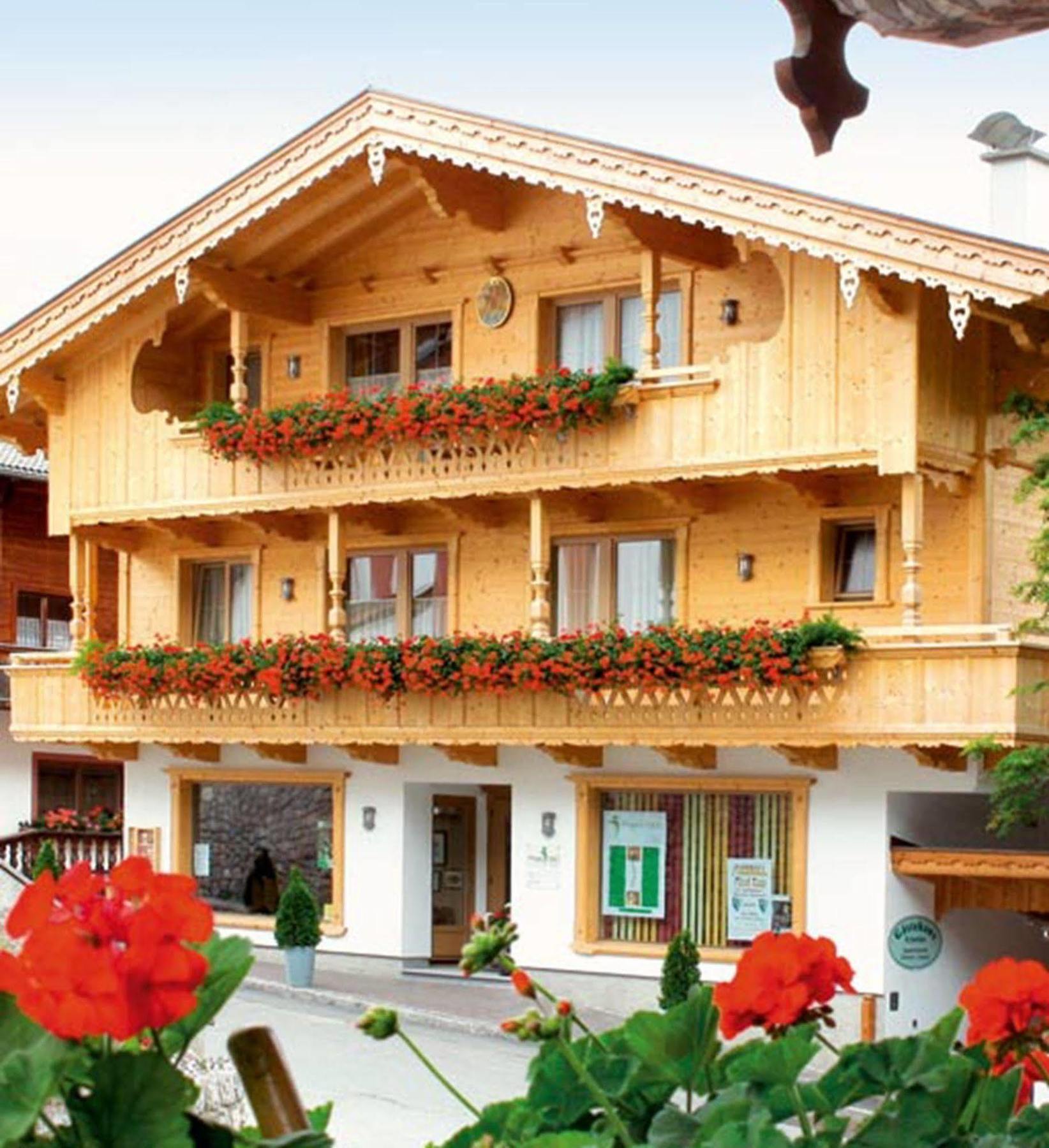 Das Gaestehaus Schneider Am Dorfplatz Alpbach Luaran gambar