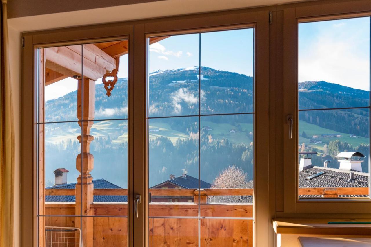 Das Gaestehaus Schneider Am Dorfplatz Alpbach Luaran gambar